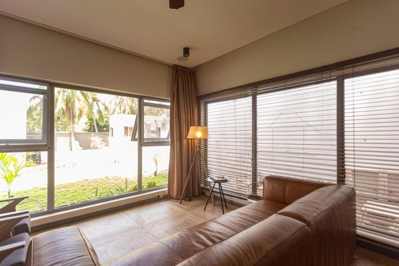 Serenity Residences & Spa - Kokrobite Beach Buitenkant foto