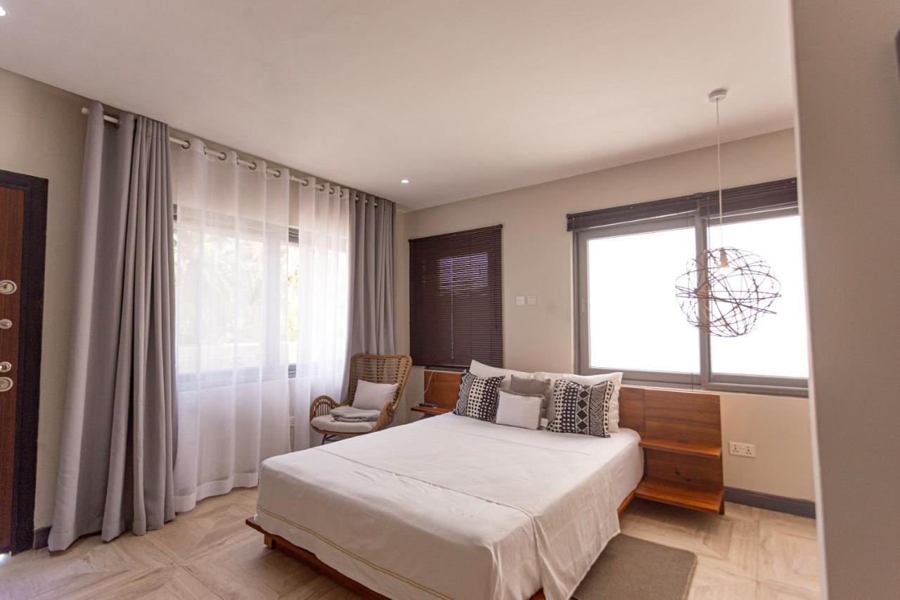 Serenity Residences & Spa - Kokrobite Beach Buitenkant foto