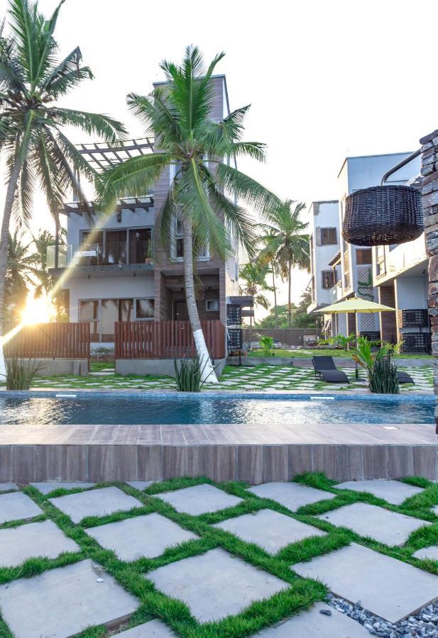 Serenity Residences & Spa - Kokrobite Beach Buitenkant foto