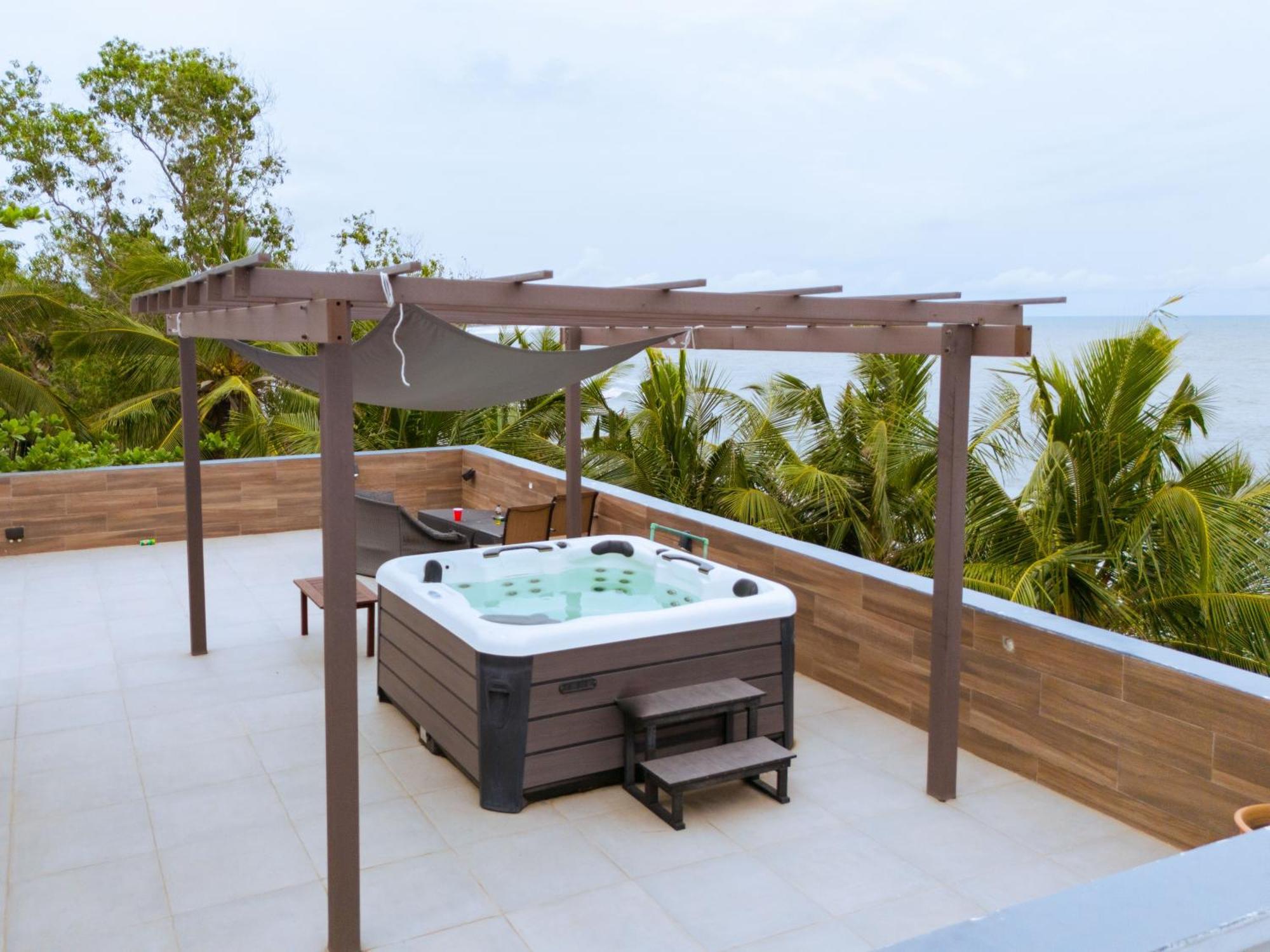 Serenity Residences & Spa - Kokrobite Beach Buitenkant foto