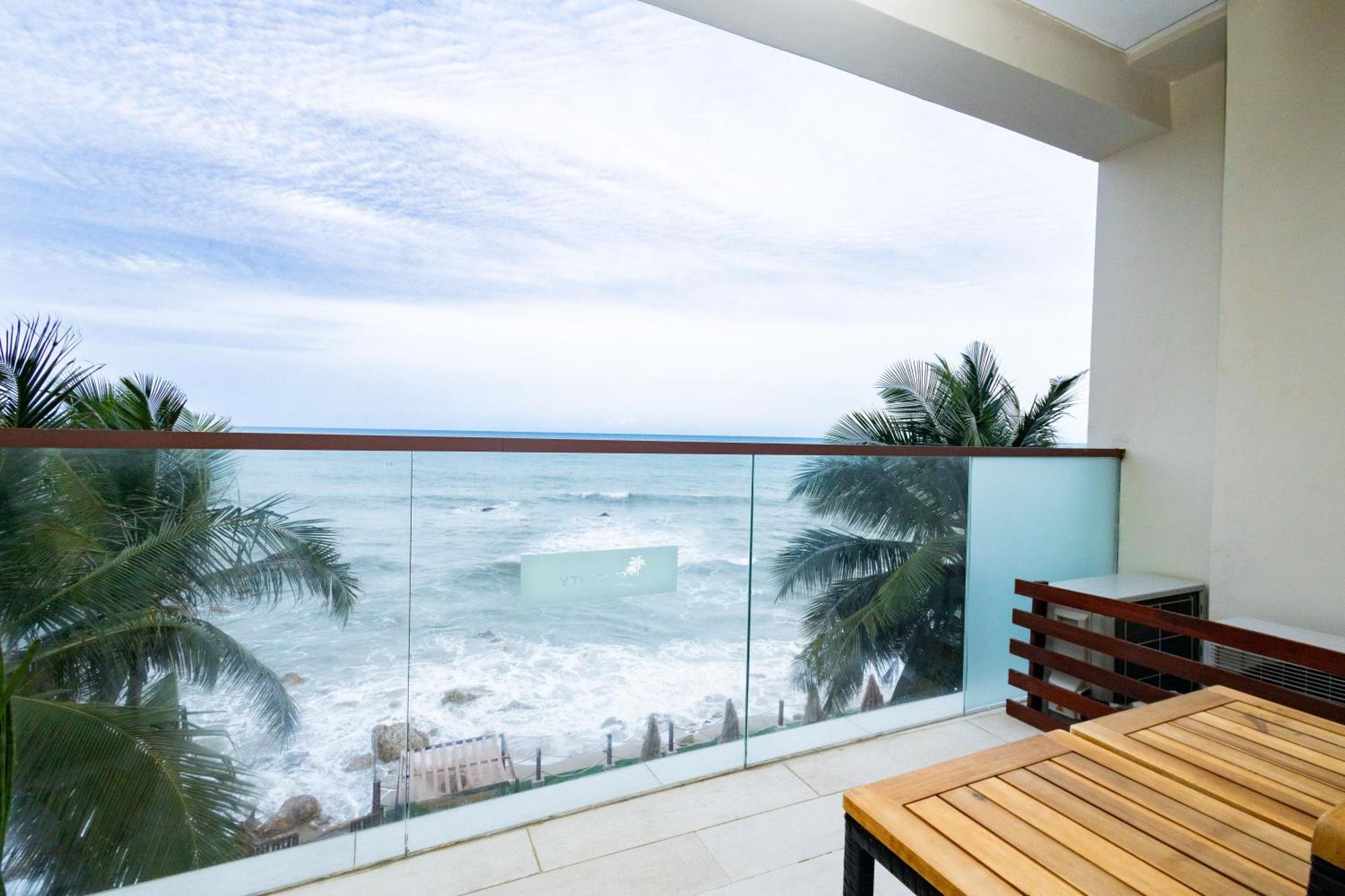 Serenity Residences & Spa - Kokrobite Beach Buitenkant foto